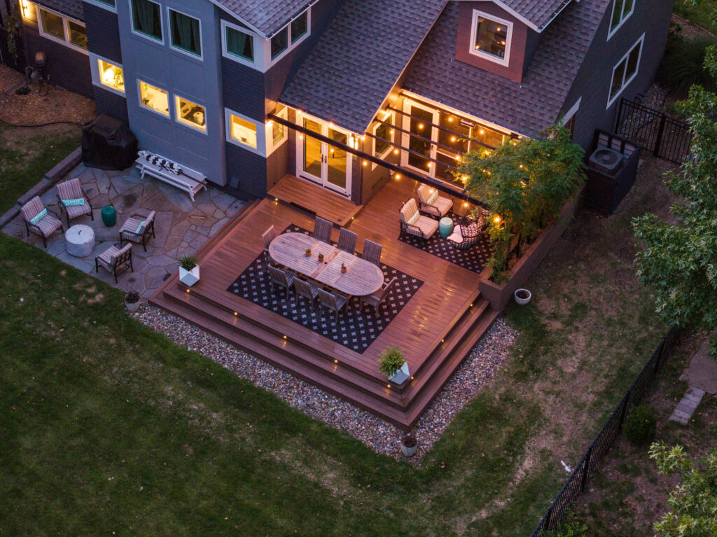 Deck in Prairie Village (1)