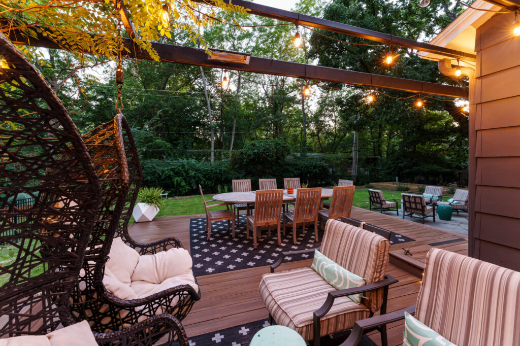 Deck in Prairie Village (4)